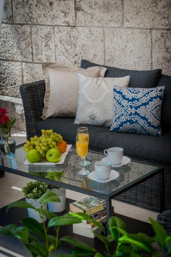 Superior Stunning Apartment Gravosa With A Free Parking Дубровник Экстерьер фото