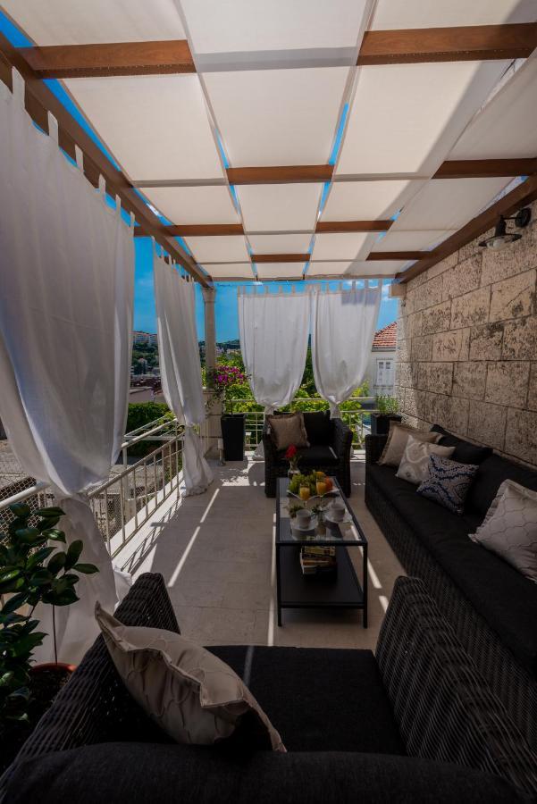 Superior Stunning Apartment Gravosa With A Free Parking Дубровник Экстерьер фото