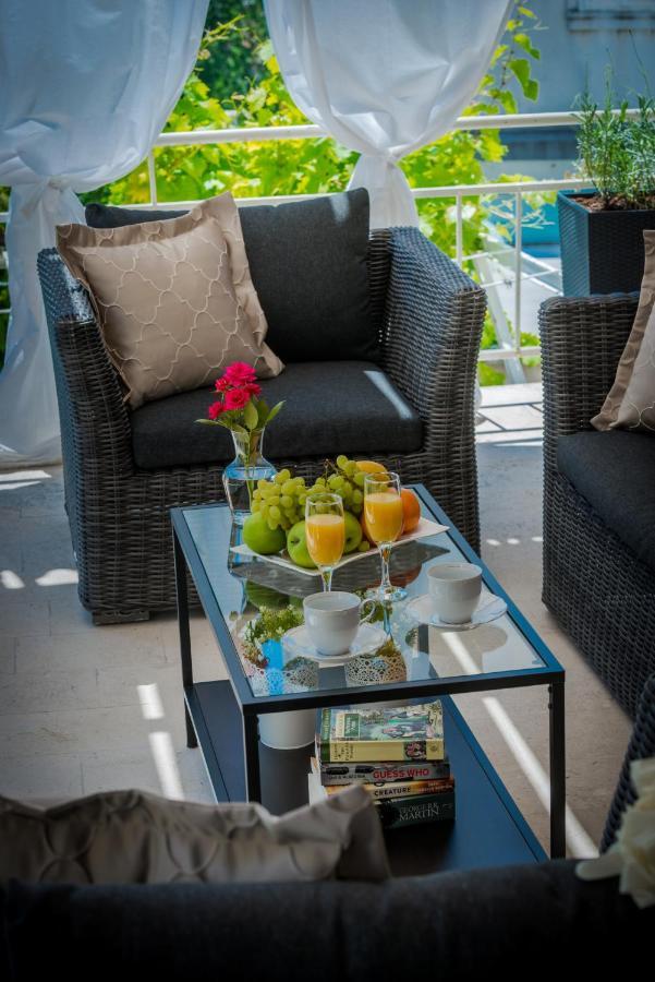Superior Stunning Apartment Gravosa With A Free Parking Дубровник Экстерьер фото