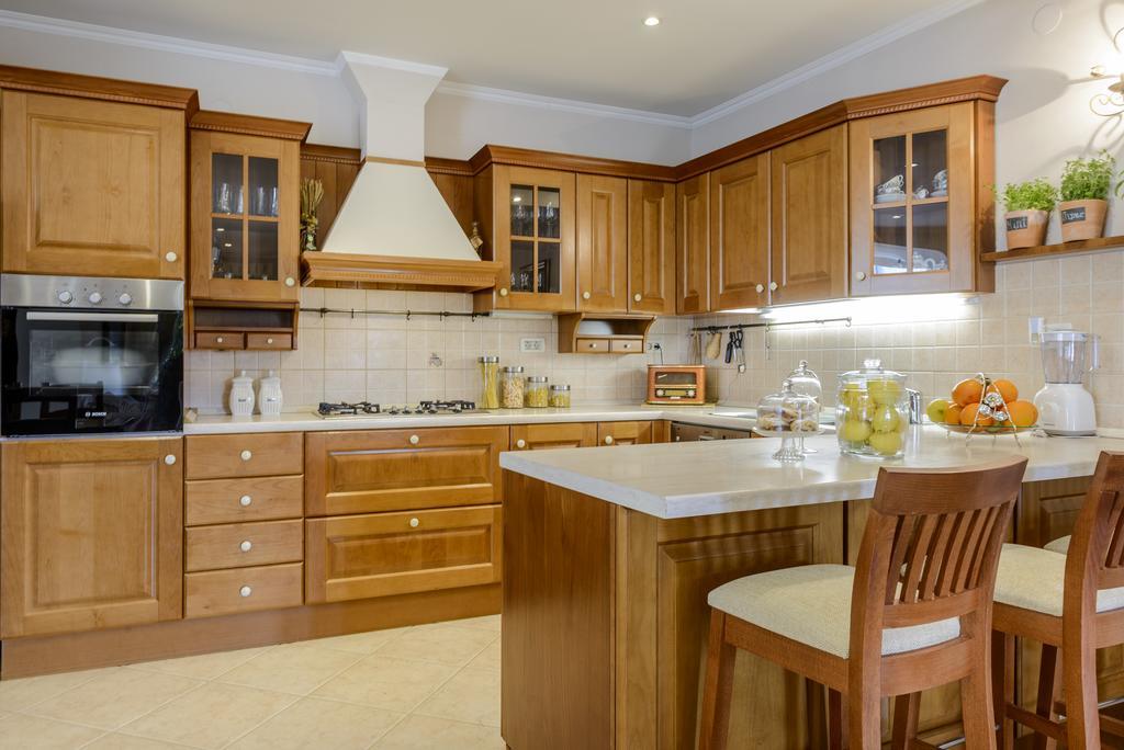 Superior Stunning Apartment Gravosa With A Free Parking Дубровник Экстерьер фото